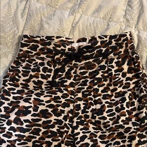 Lou & Grey Leopard Print Joggers